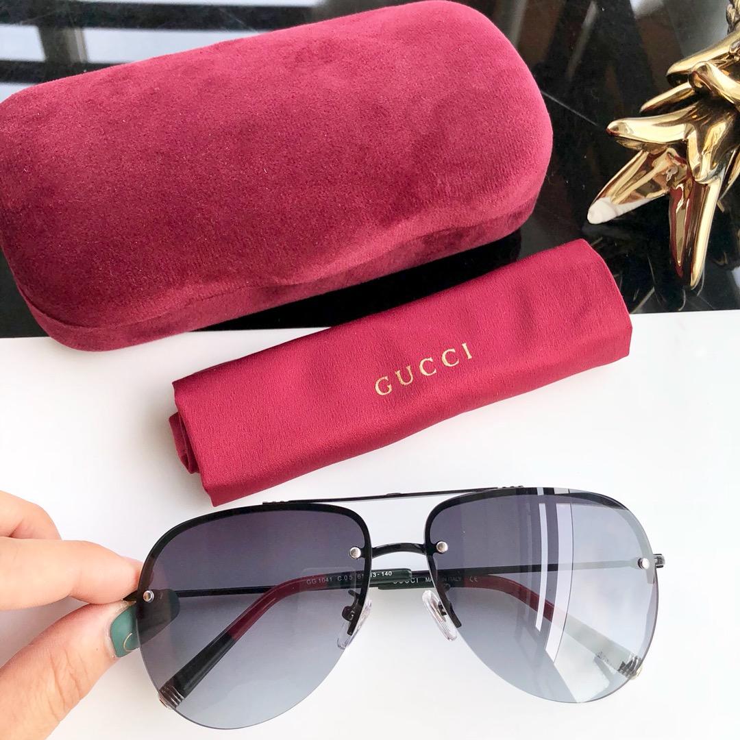 Gucci Men’s Sunglasses ASS650104